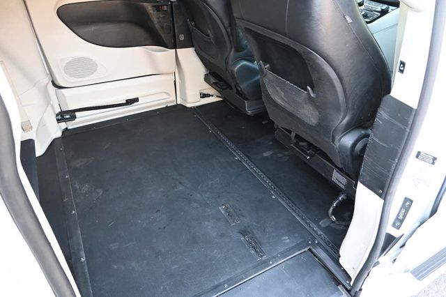 2018 Chrysler Pacifica Touring L FWD - 22975756 - 18