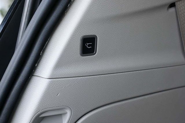 2018 Chrysler Pacifica Touring L FWD - 22975756 - 25