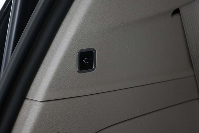2018 Chrysler Pacifica Touring L FWD - 23044282 - 25
