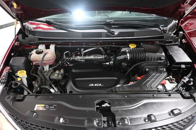 2018 Chrysler Pacifica Touring L FWD - 23044282 - 34