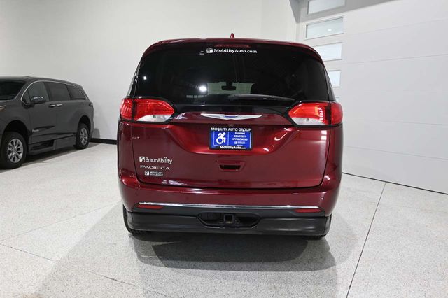 2018 Chrysler Pacifica Touring L FWD - 23044282 - 6