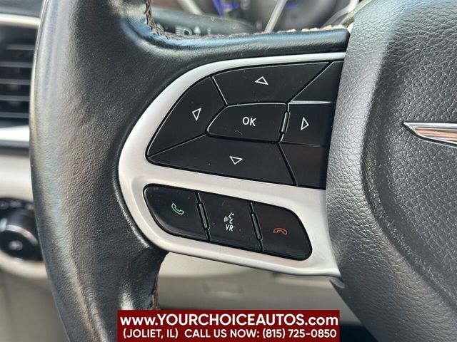 2018 Chrysler Pacifica Touring L FWD - 22459438 - 36