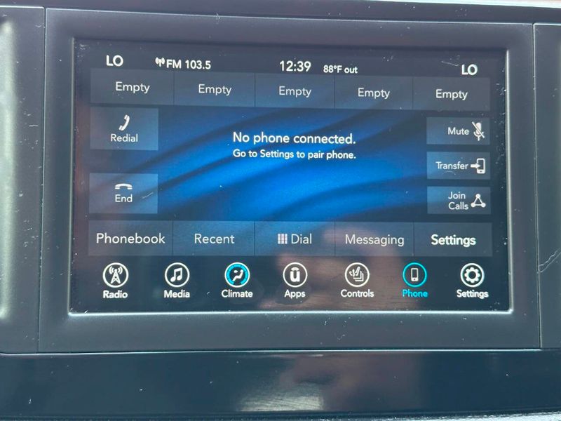 2018 Chrysler Pacifica Touring L FWD - 22892164 - 52