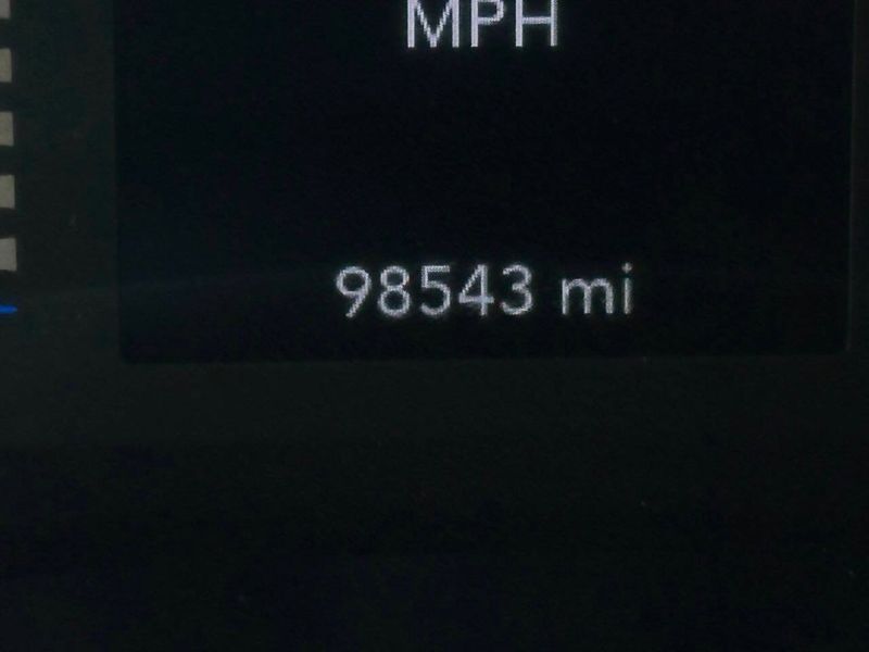 2018 Chrysler Pacifica Touring L FWD - 22892164 - 61