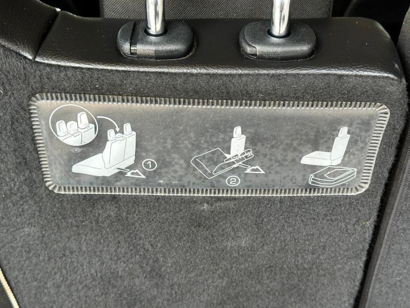 2018 Chrysler Pacifica Touring L FWD - 22892164 - 6