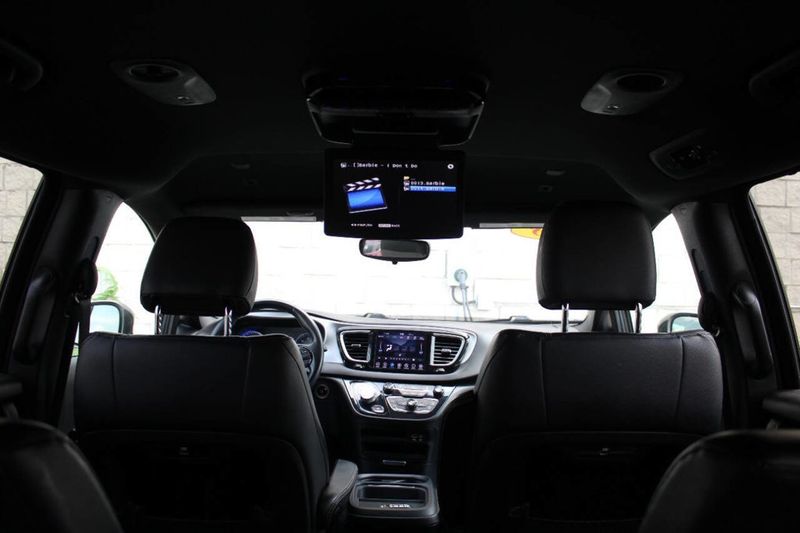 2018 Chrysler Pacifica Touring L FWD - 22895308 - 22