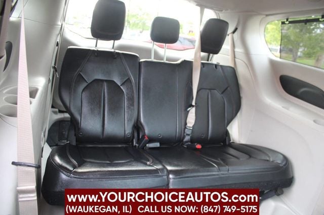 2018 Chrysler Pacifica Touring L FWD - 22900445 - 17