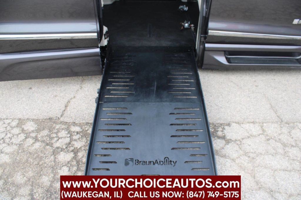 2018 Chrysler Pacifica Touring L FWD - 22900445 - 18