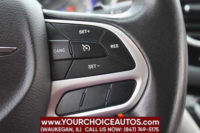 2018 Chrysler Pacifica Touring L FWD - 22900445 - 31