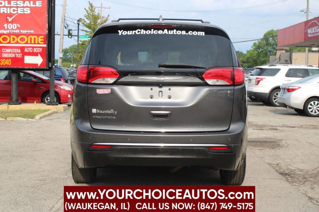 2018 Chrysler Pacifica Touring L FWD - 22900445 - 6