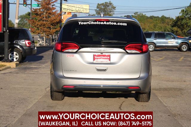2018 Chrysler Pacifica Touring L FWD - 22917086 - 5