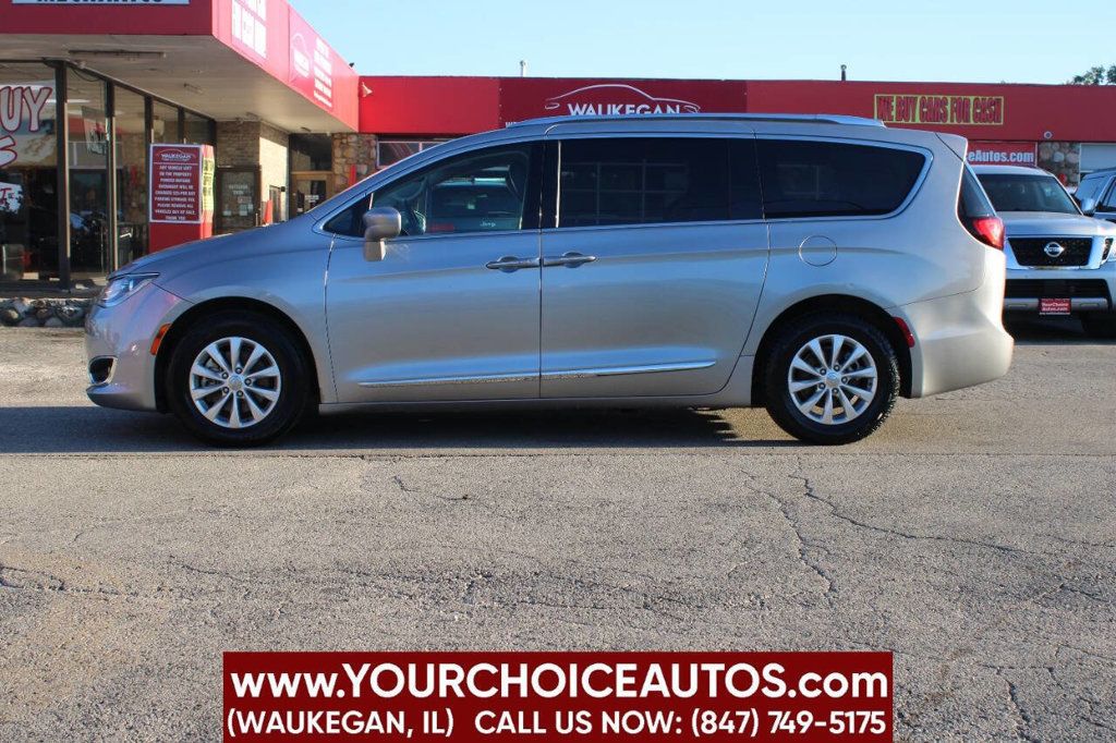 2018 Chrysler Pacifica Touring L FWD - 22917086 - 7