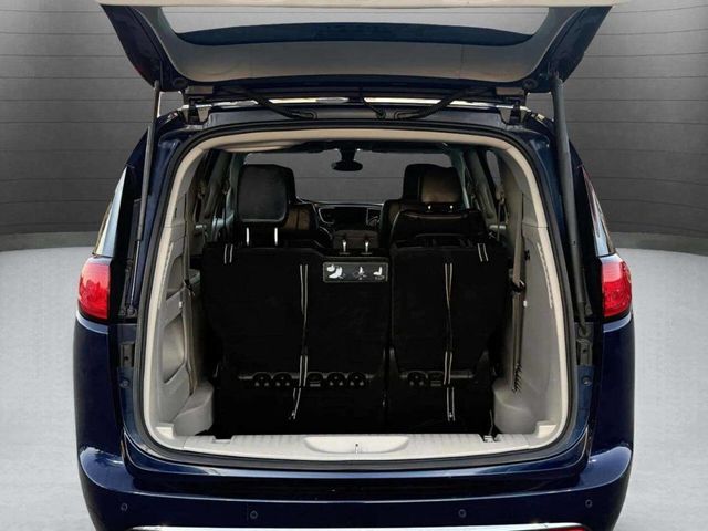 2018 Chrysler Pacifica Touring L FWD - 22929898 - 9