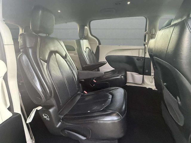 2018 Chrysler Pacifica Touring L FWD - 22929898 - 15