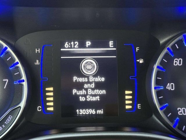 2018 Chrysler Pacifica Touring L FWD - 22929898 - 25