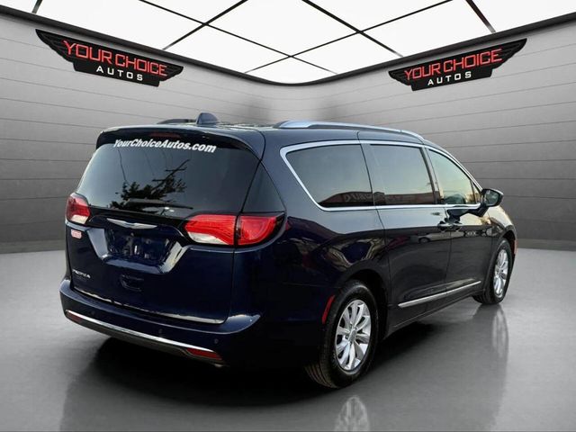 2018 Chrysler Pacifica Touring L FWD - 22929898 - 3