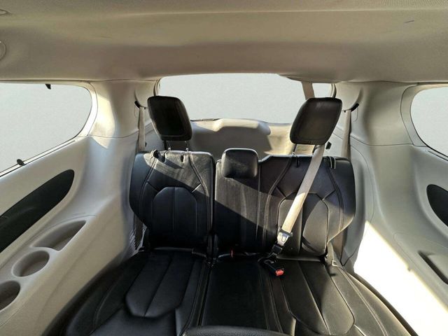 2018 Chrysler Pacifica Touring L FWD - 22959334 - 10