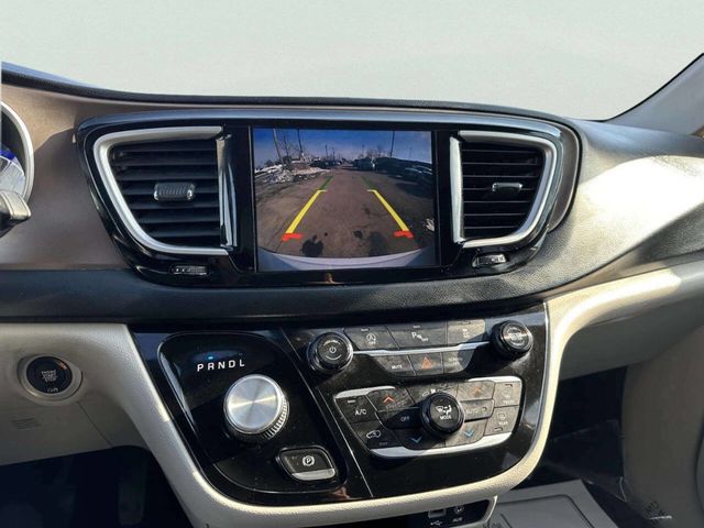 2018 Chrysler Pacifica Touring L FWD - 22959334 - 20