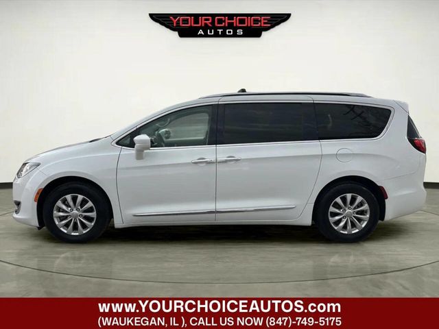 2018 Chrysler Pacifica Touring L FWD - 23015331 - 1