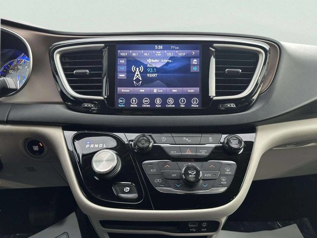 2018 Chrysler Pacifica Touring L FWD - 23015331 - 30