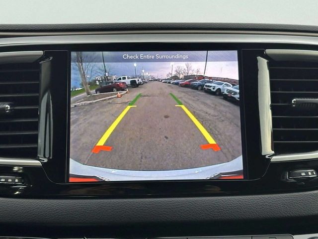 2018 Chrysler Pacifica Touring L FWD - 23015331 - 31