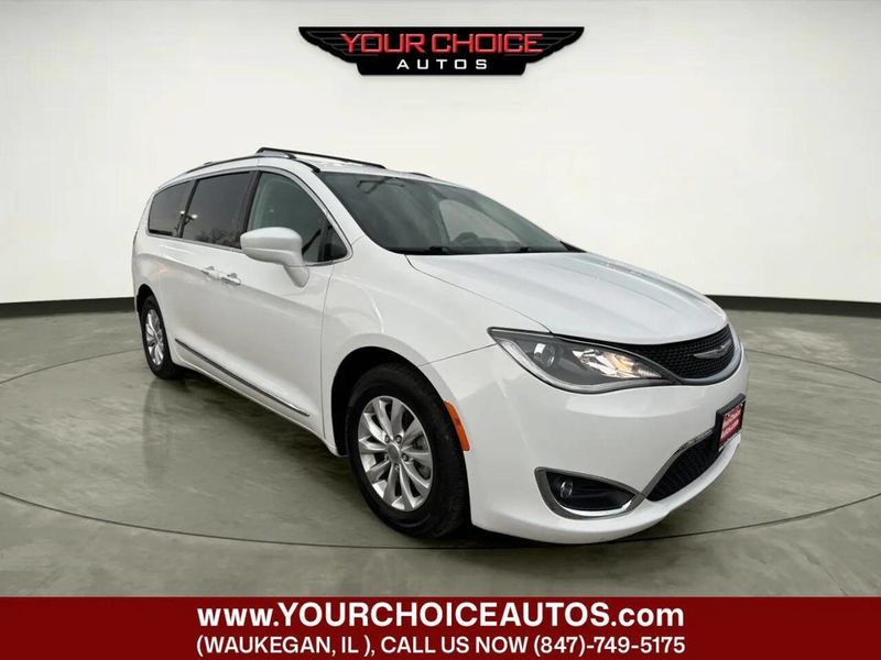 2018 Chrysler Pacifica Touring L FWD - 23015331 - 6