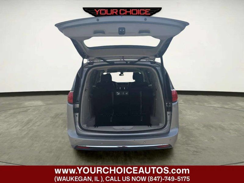 2018 Chrysler Pacifica Touring L FWD - 23032536 - 14