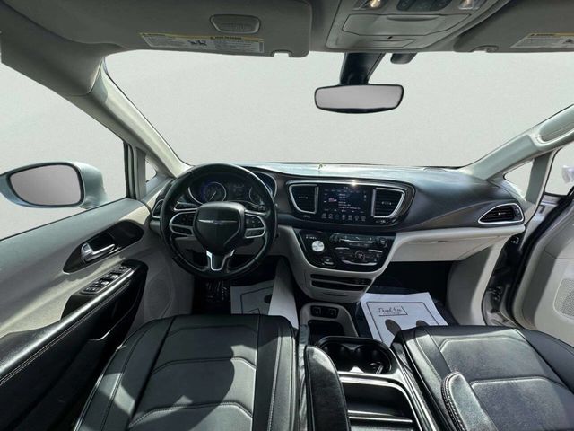 2018 Chrysler Pacifica Touring L FWD - 23032536 - 21