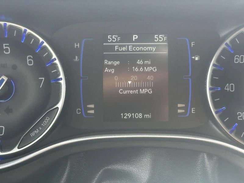 2018 Chrysler Pacifica Touring L FWD - 23032536 - 26