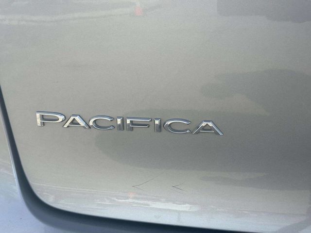 2018 Chrysler Pacifica Touring L FWD - 23032536 - 34
