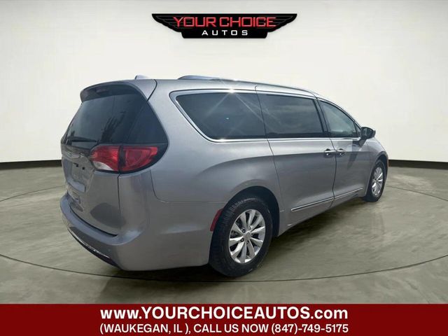 2018 Chrysler Pacifica Touring L FWD - 23032536 - 4