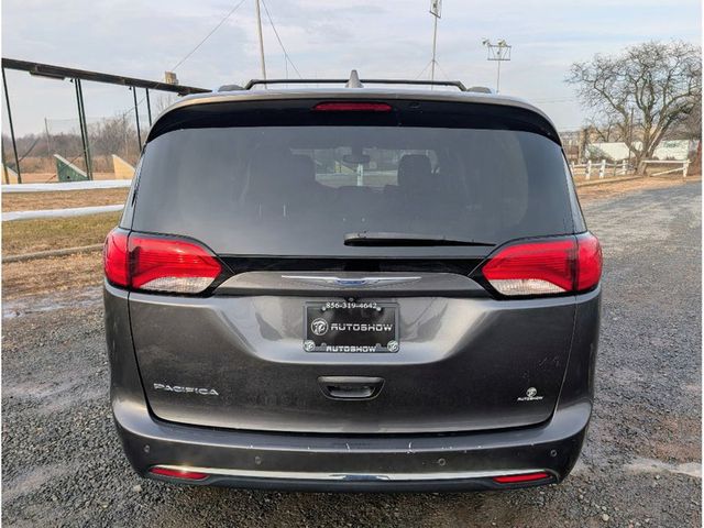 2018 Chrysler Pacifica Touring L FWD - 22960642 - 4