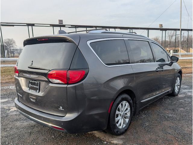 2018 Chrysler Pacifica Touring L FWD - 22960642 - 5