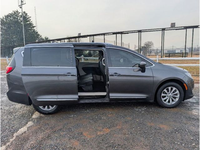 2018 Chrysler Pacifica Touring L FWD - 22960642 - 8