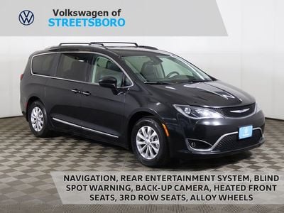 2018 Chrysler Pacifica - 2C4RC1BG4JR322730