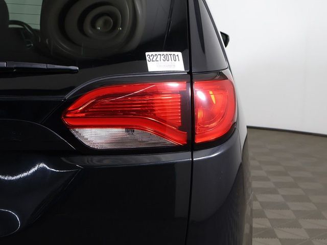 2018 Chrysler Pacifica Touring L FWD - 23024235 - 15