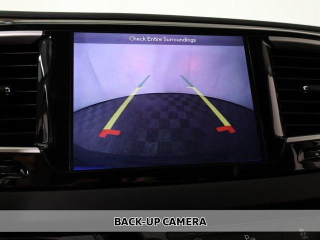 2018 Chrysler Pacifica Touring L FWD - 23024235 - 4