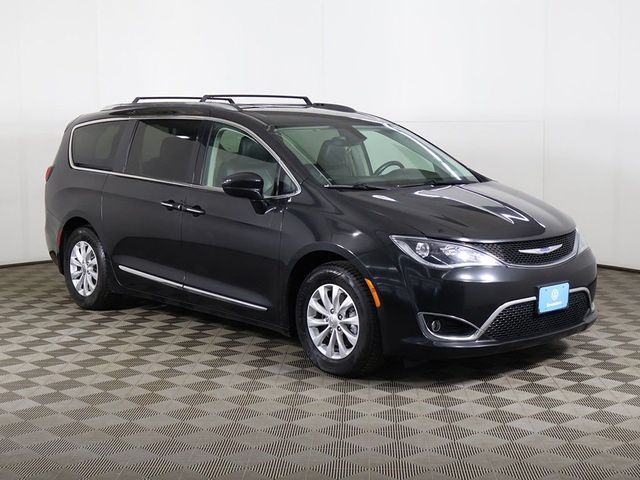 2018 Chrysler Pacifica Touring L FWD - 23024235 - 54