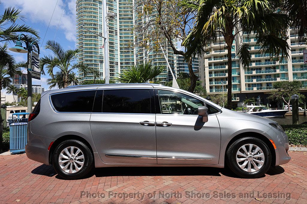 2018 Chrysler Pacifica Touring L FWD - 22426698 - 2