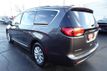 2018 Chrysler Pacifica Touring L FWD - 22943762 - 5