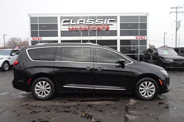 2018 Chrysler Pacifica Touring L FWD - 22951907 - 0