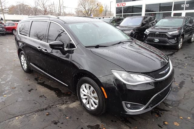 2018 Chrysler Pacifica Touring L FWD - 22951907 - 8