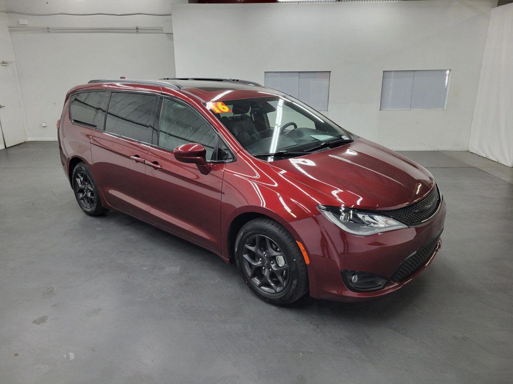 2018 Chrysler Pacifica Touring L Plus FWD - 22365497 - 3