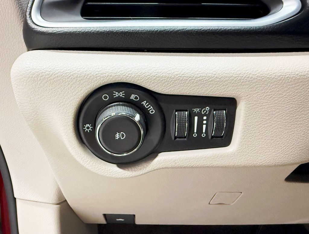 2018 Chrysler Pacifica Touring L Plus FWD - 22912523 - 12