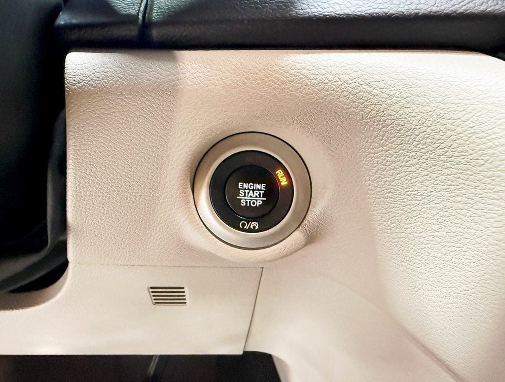 2018 Chrysler Pacifica Touring L Plus FWD - 22912523 - 14