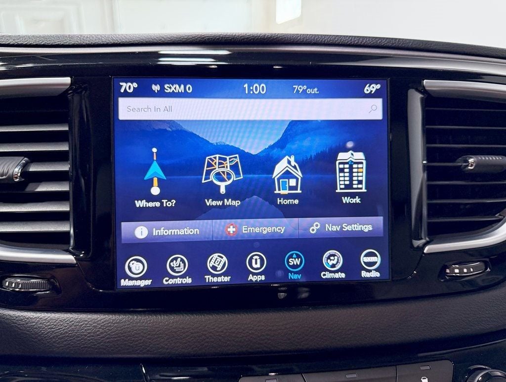 2018 Chrysler Pacifica Touring L Plus FWD - 22912523 - 18