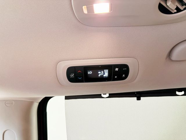 2018 Chrysler Pacifica Touring L Plus FWD - 22912523 - 35