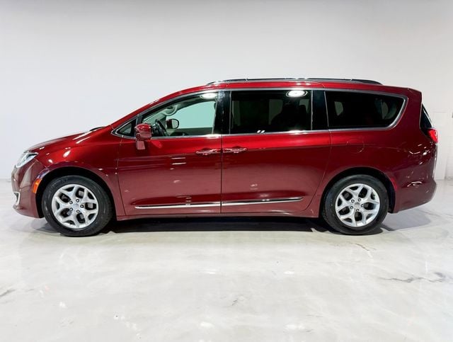 2018 Chrysler Pacifica Touring L Plus FWD - 22912523 - 3