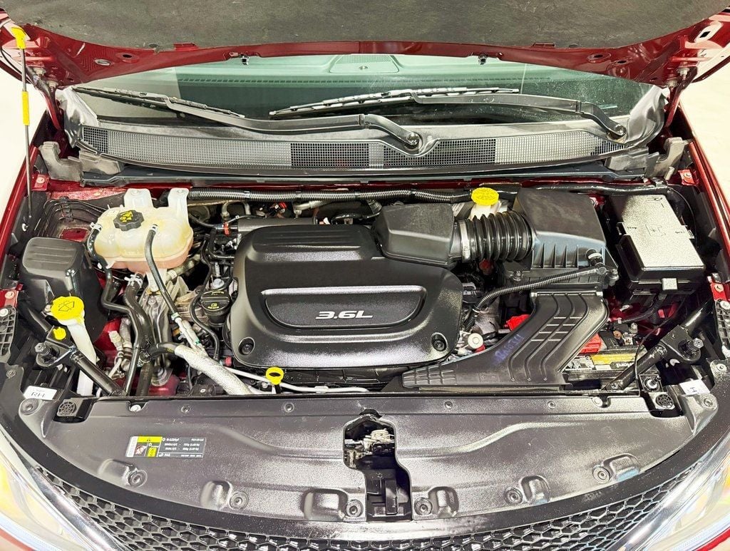 2018 Chrysler Pacifica Touring L Plus FWD - 22912523 - 43