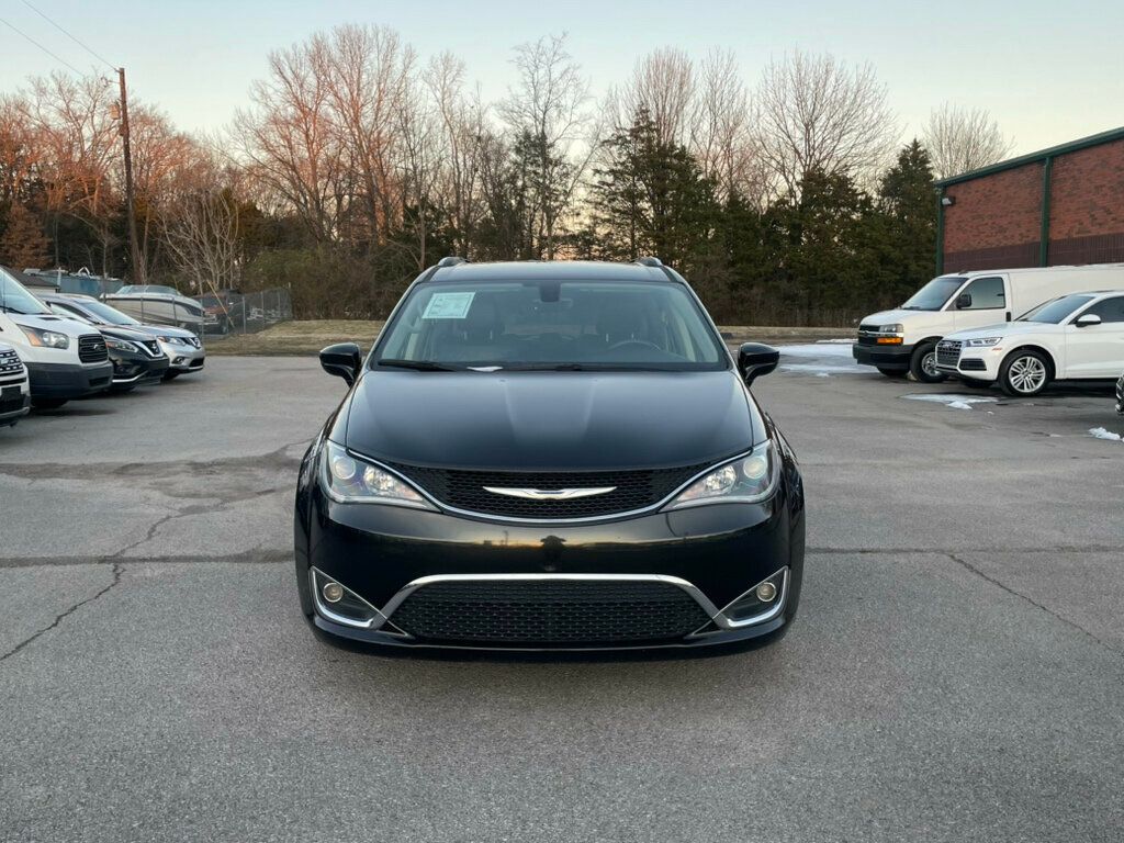 2018 Chrysler Pacifica Touring L Plus FWD - 22735454 - 3